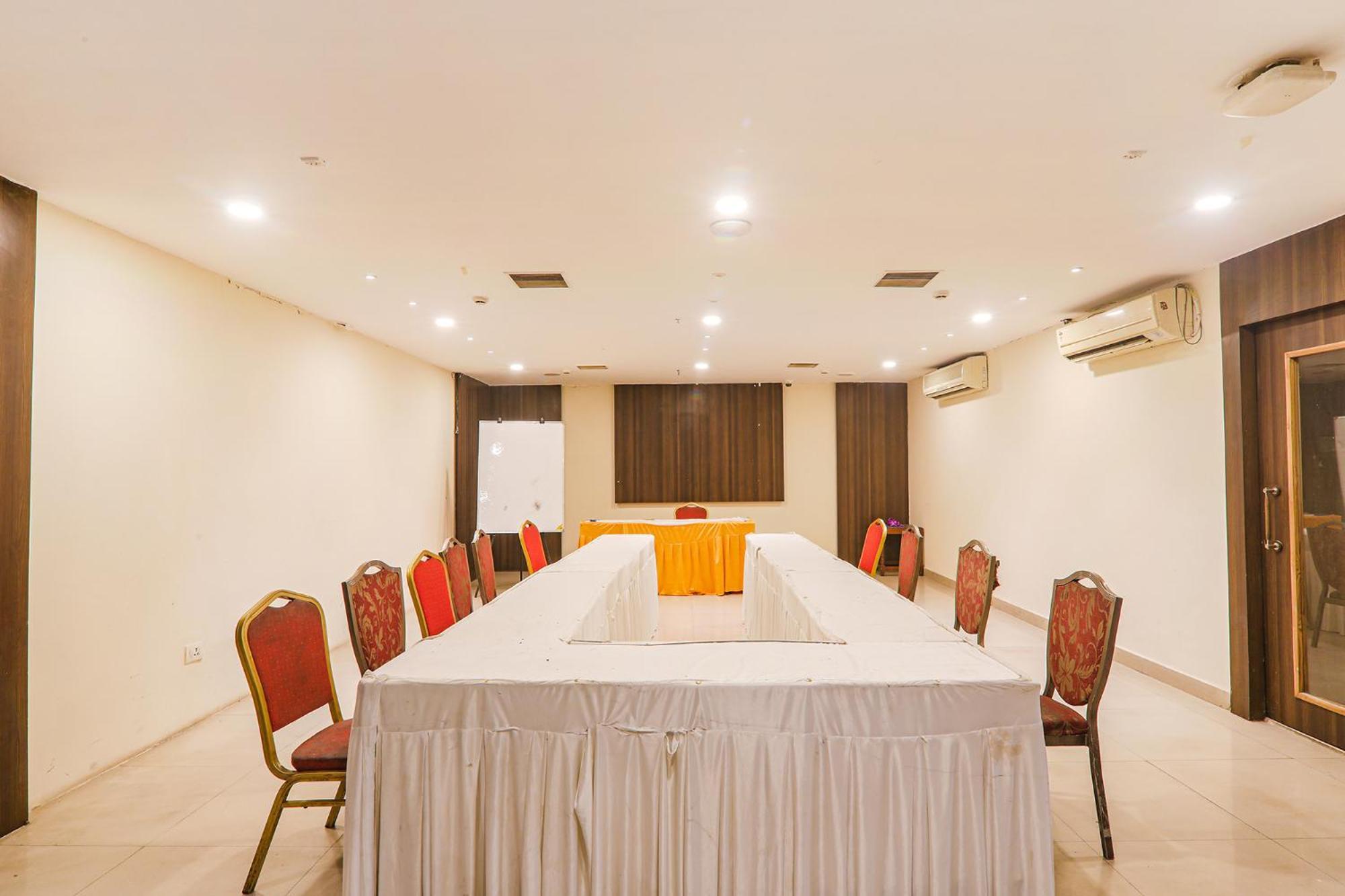 Fabhotel Prime The Continental Лакхнау Екстер'єр фото